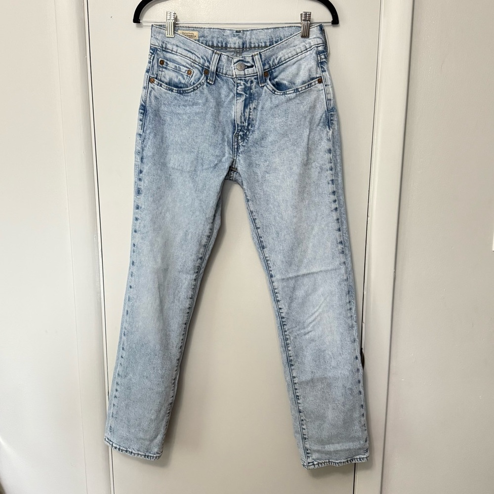 Levi’s Light Wash 514 High Waisted Skinny Jeans Size 29